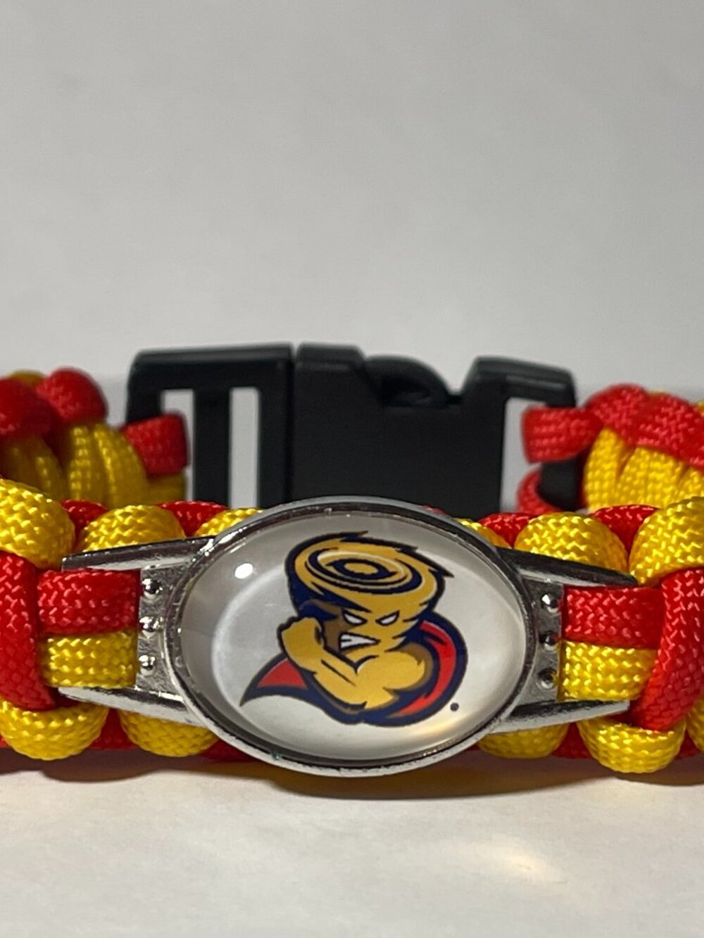 Tulsa Golden Hurricane NCAA Paracord Bracelet NEW